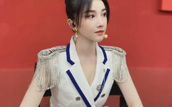 宝宝才三根手指就这么疼